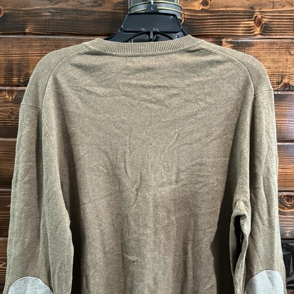 Banana Republic Men’s Sweater - Picture 12 of 12